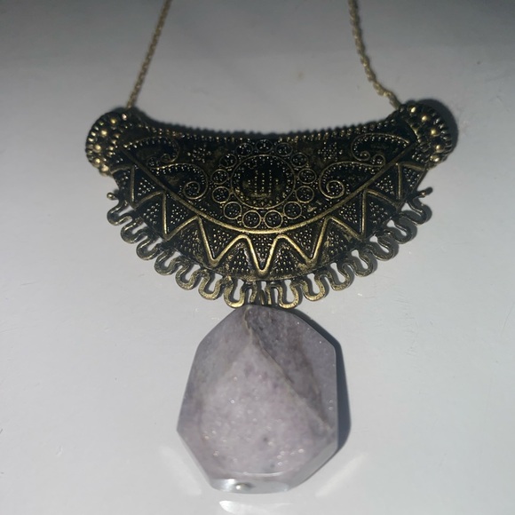 Ornate Necklace with Hanging Quartz - Picture 13 of 13